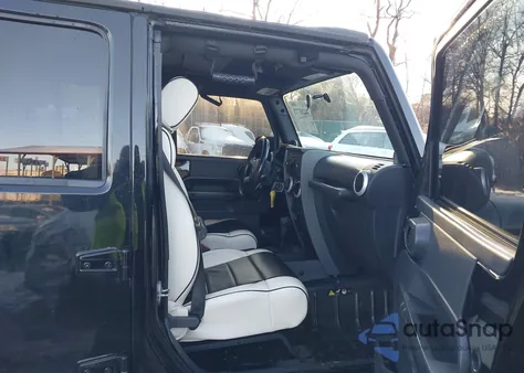 2010 Jeep Wrangler Unlimited Sahara from USA, damaged, VIN 1J4BA5H12AL176798